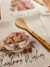 Load image into Gallery viewer, Waffle Towels  + Wood Spoon Set