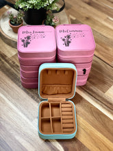 Load image into Gallery viewer, Jewelry Leather Box