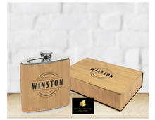 Load image into Gallery viewer, Leatherette Flask Gift Set