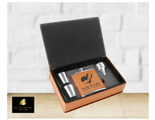 Load image into Gallery viewer, Leatherette Flask Gift Set