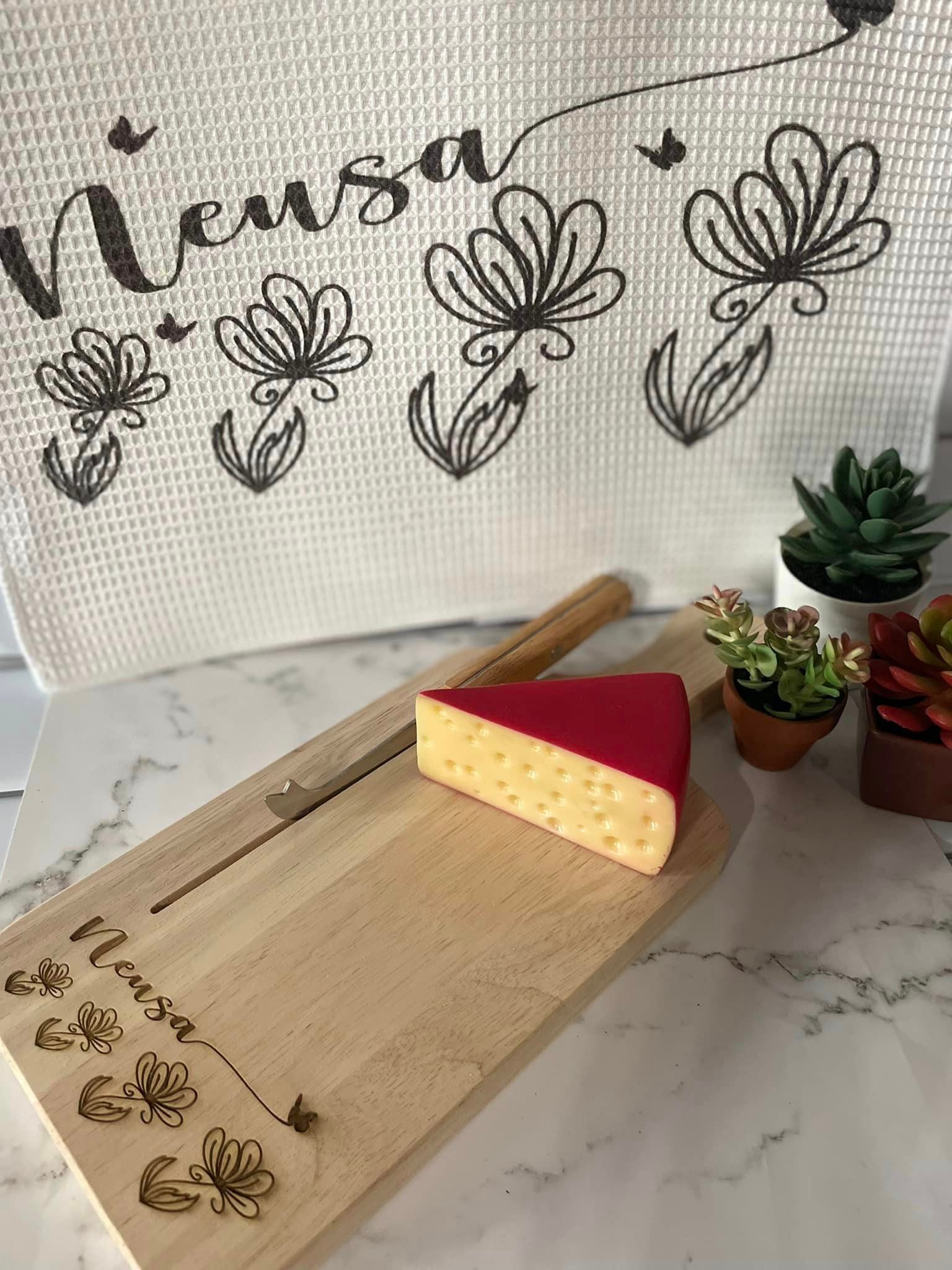 Small Wooden Cutting Board with Knife